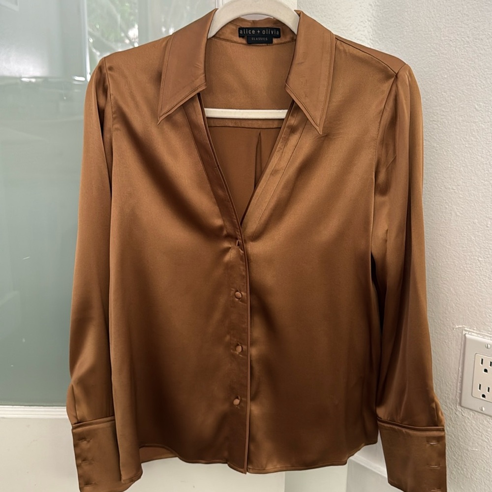 Alice & Olivia Silk Classics button down
